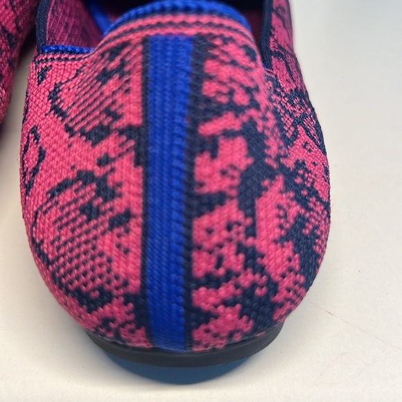 Rothys Fuchsia Navy Snakeskin Python Print Women’s Size 6.5 - Picture 9 of 16
